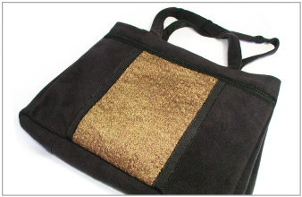 Black & Gold Felted Bag Example